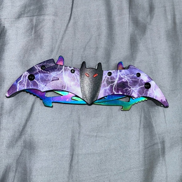 New Double Bladed Purple Lightning Bat Knife with Clip - Picture 4 of 7